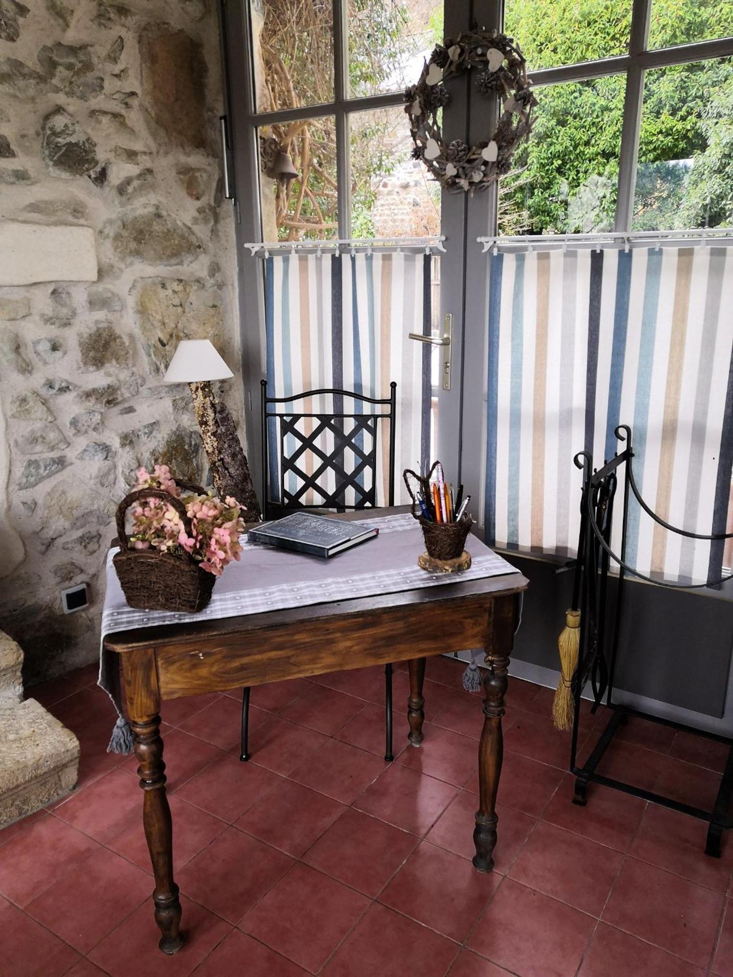 Gite Du Hameau D'Amignie Vernay المظهر الخارجي الصورة